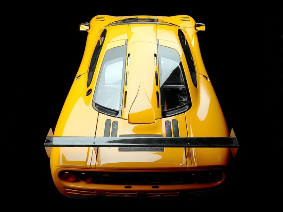  McLaren F1 LM 1995 года  (фото 2 из 26)
